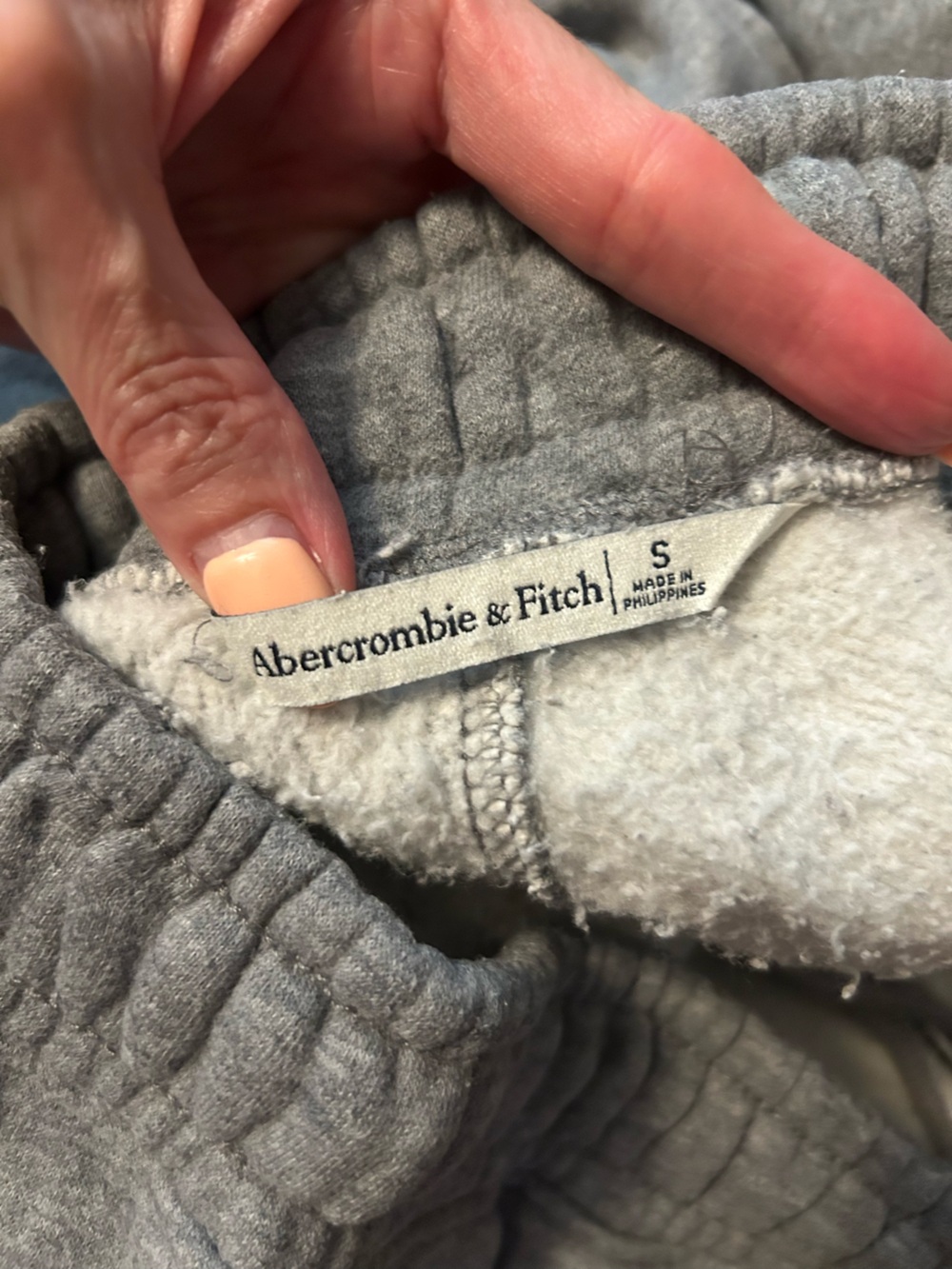 Abercrombie & Fitch gray joggers - Picture 5 of 10